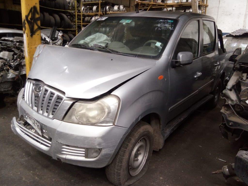  Mahindra GENIO  USADO